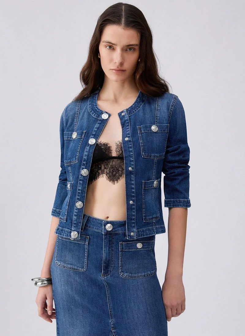 ليو جو Denim jacket with logo buttons